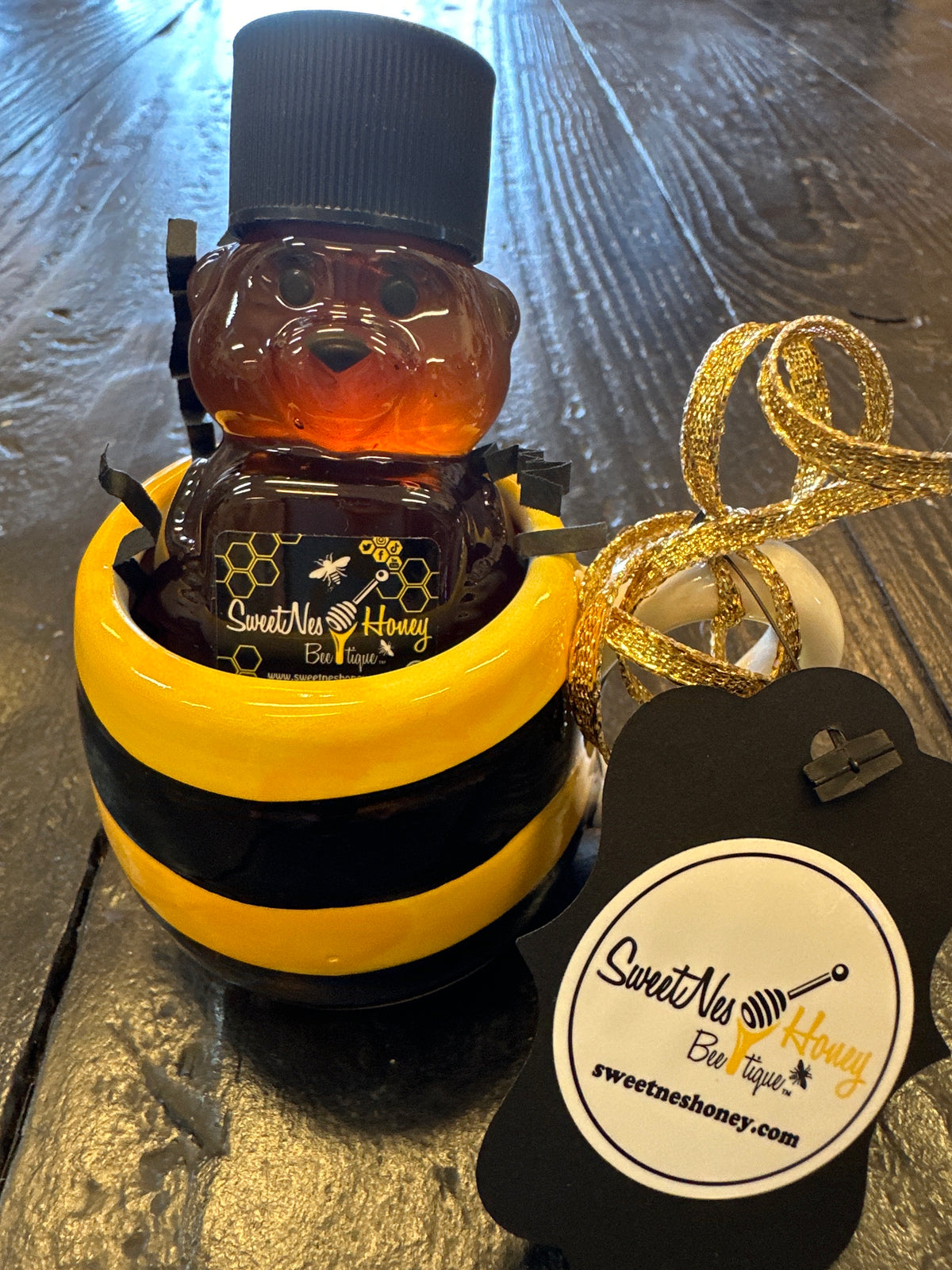 2oz Raw Honey & Tiny Bee Mug