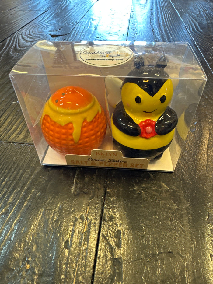 Bee & Honey Pot Salt & Pepper Shakers