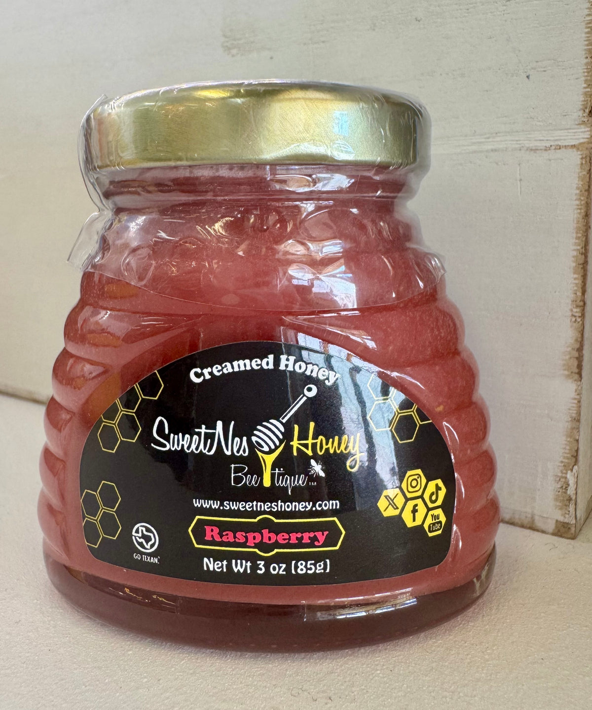 Raspberry Creamed Honey 3oz