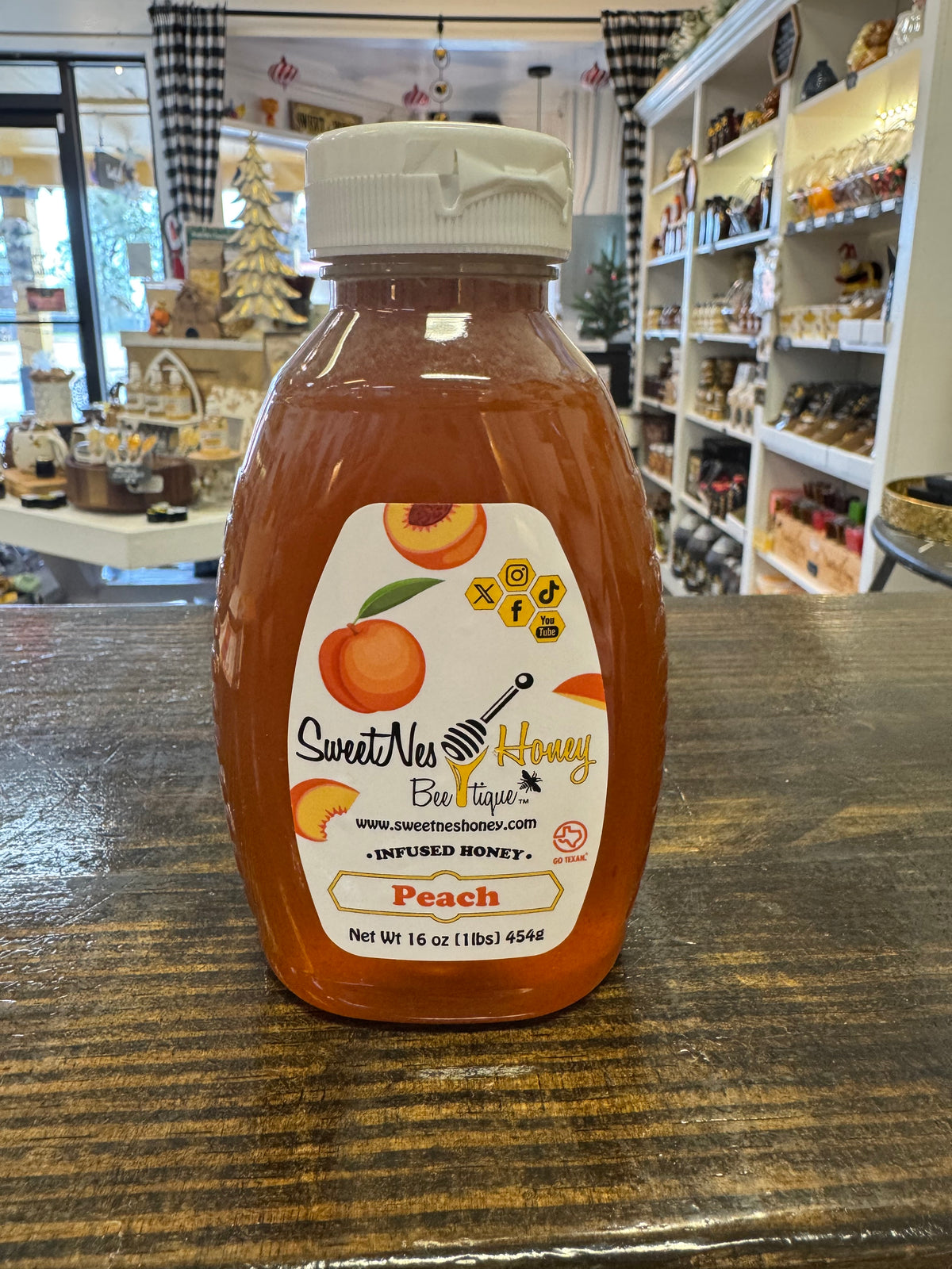 Peach infused honey (16oz)
