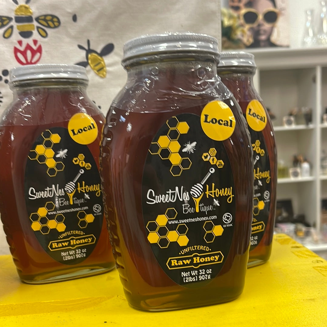 Glass Bottle Raw Local Honey 32oz Jar